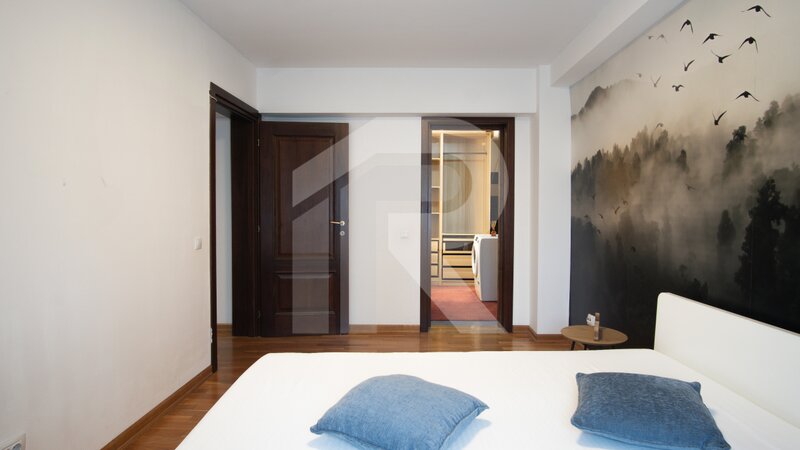 Apartament 3 camere cu centrala proprie