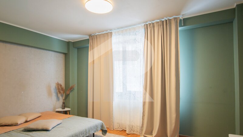 Apartament 3 camere cu centrala proprie