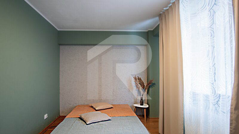 Apartament 3 camere cu centrala proprie